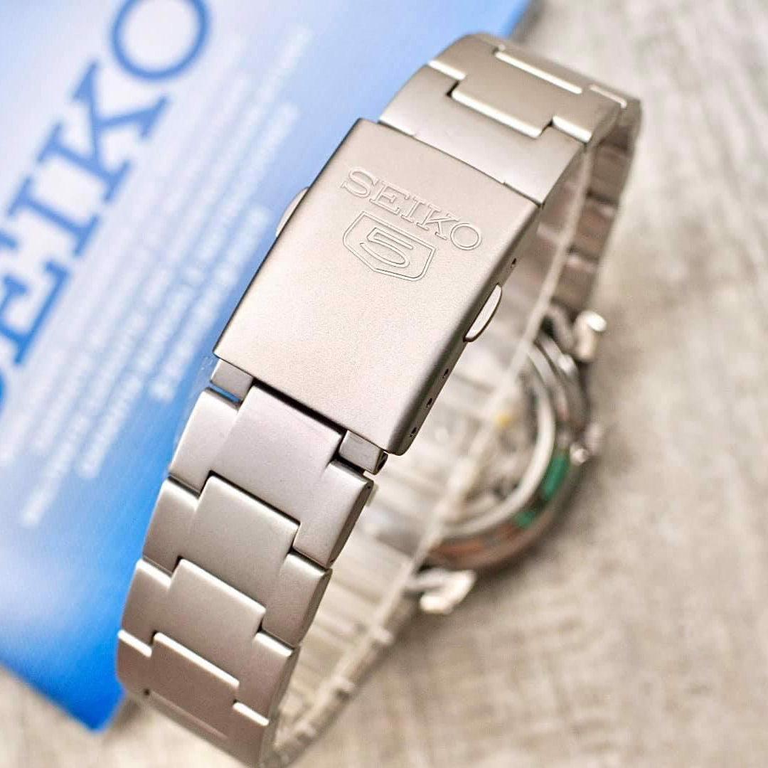 Đồng hồ nam Seiko SNK809K1