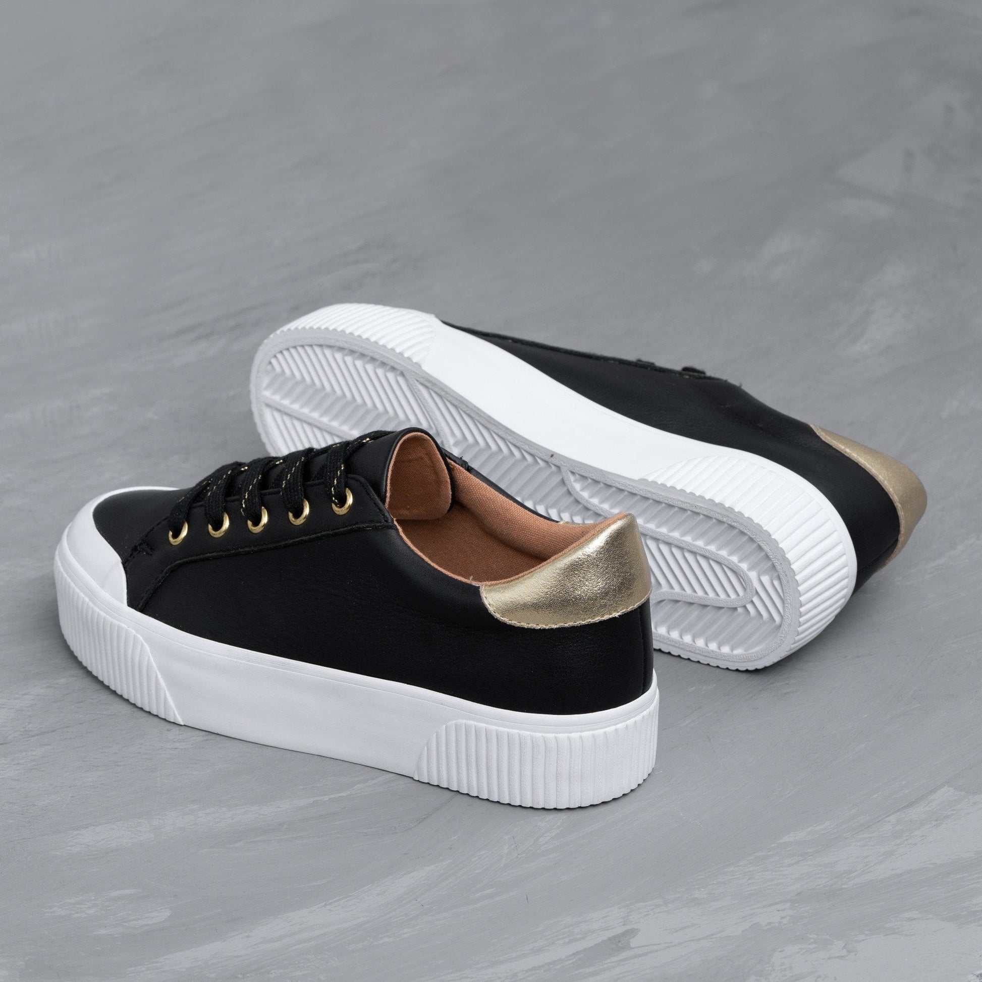 Giày Sneaker nữ D31 BLACK/ GOLD-WOW - 4