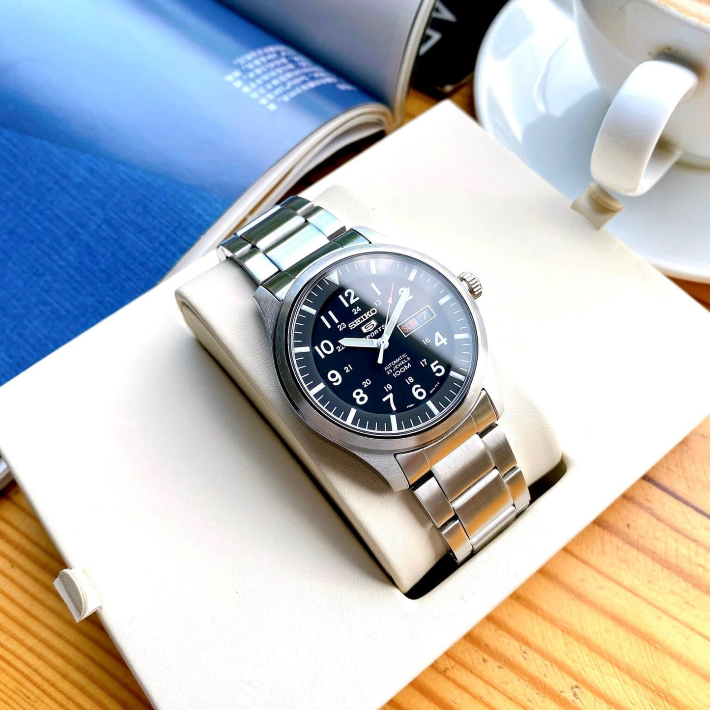 Đồng hồ Nam Seiko SNZG13K1 - 4